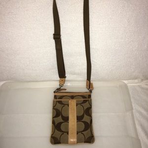 🙊CUTE LITTLE COACH CROSSBODY🙊